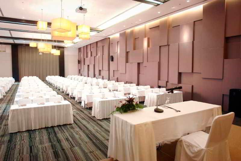 Kameo Grand Hotel & Serviced Apartment, Rayong Exterior photo